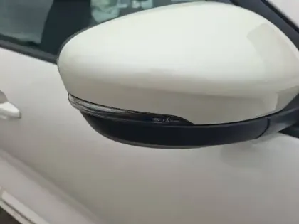 Photo 31 Ford Kuga  2.5 Duratec 190 ch FlexiFuel FHEV E85 Powershift