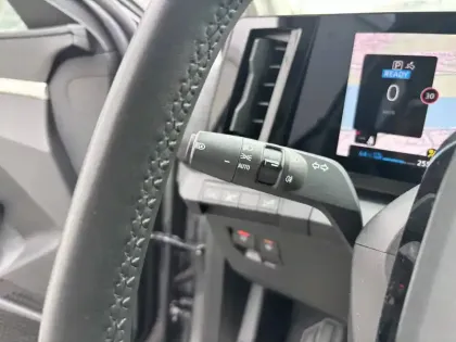 Photo 28 Renault Megane  E-Tech EV60 130ch super charge