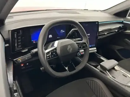 Photo 18 Renault Rafale  E-Tech full hybrid 200 ch