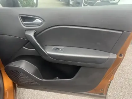 Photo 17 Renault Captur  TCe 90 - 21