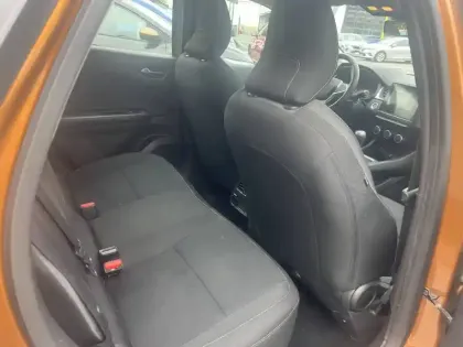 Photo 16 Renault Captur  TCe 90 - 21