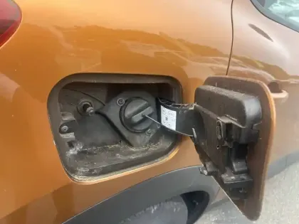 Photo 14 Renault Captur  TCe 90 - 21