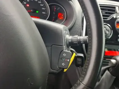 Photo 28 Renault Kangoo  TCE 115 EDC