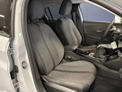 Photo 12 Peugeot 208  Turbo 100 ch BVM6