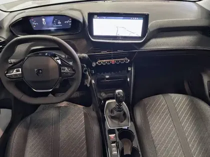 Photo 16 Peugeot 208  Turbo 100 ch BVM6