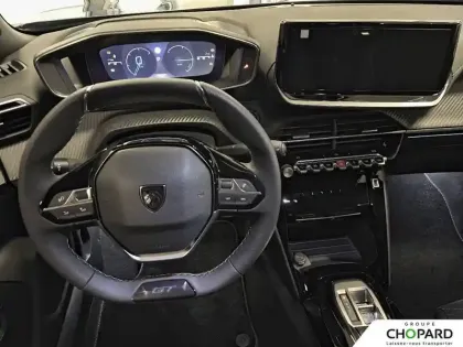 Photo 12 Peugeot 2008  Hybrid 145 e-DCS6
