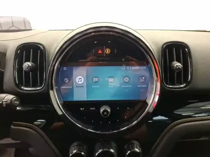 Photo 16 Mini Mini Countryman 125 - 95 ch ALL4 BVA6