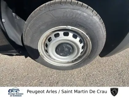 Photo 13 Peugeot Partner  FOURGON STANDARD 650 KG BLUEHDI 100 S&S BVM6
