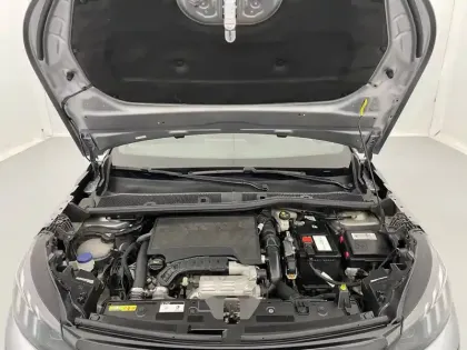 Photo 17 Peugeot 2008  PureTech 130 S&S EAT8