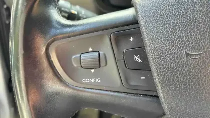 Photo 56 Opel Vivaro  CA FIXE L2 2.0 DIESEL 150 CH