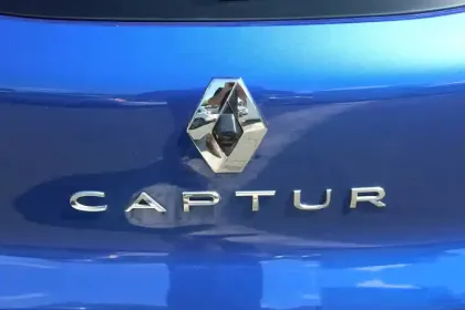 Photo 24 Renault Captur  E-Tech 145 - 21