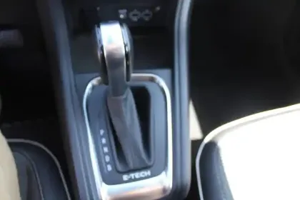 Photo 9 Renault Captur  E-Tech 145 - 21