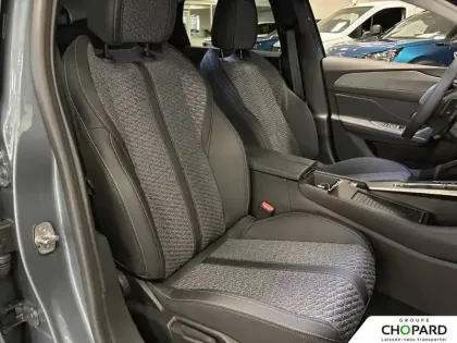 Photo 18 Peugeot 308  SW Hybrid 145 e-DCS6