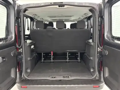 Photo 26 Renault Trafic  L1 dCi 150 Energy S&S