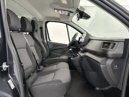 Photo 22 Renault Trafic  L1 dCi 150 Energy S&S