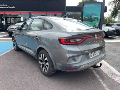 Photo 12 Renault Arkana  E-Tech 145