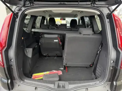Photo 13 Dacia Jogger  Hybrid 140 7 places GSR2
