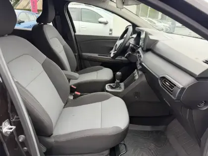 Photo 9 Dacia Jogger  Hybrid 140 7 places GSR2