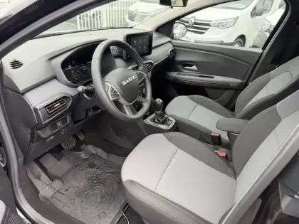 Photo 5 Dacia Jogger  Hybrid 140 7 places GSR2