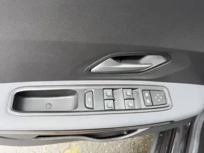 Photo 6 Dacia Jogger  Hybrid 140 7 places GSR2