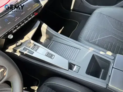 Photo 19 Peugeot 308  Electrique 55 kWh 156ch