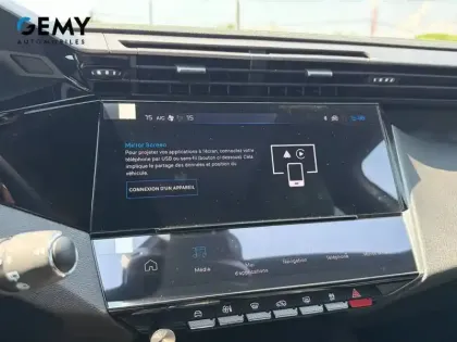 Photo 14 Peugeot 308  Electrique 55 kWh 156ch