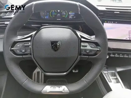 Photo 19 Peugeot 408  PHEV 225 e-EAT8
