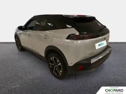 Photo 6 Peugeot 2008  PureTech 130 S&S EAT8