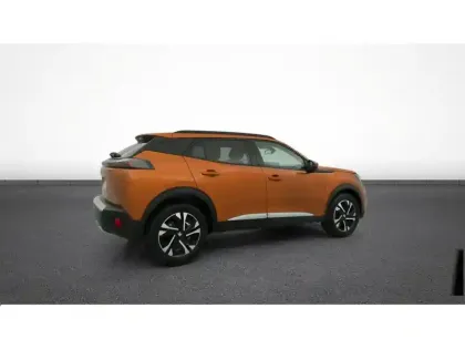 Photo 8 Peugeot 2008  PureTech 130 S&S EAT8