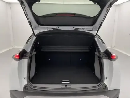 Photo 12 Peugeot 2008  PureTech 100 S&S BVM6
