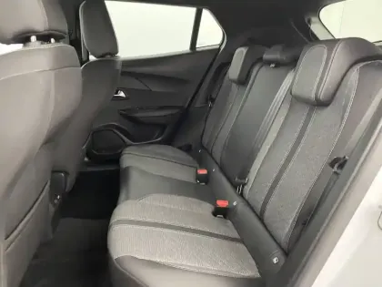 Photo 14 Peugeot 2008  PureTech 100 S&S BVM6