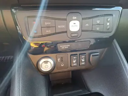 Photo 17 Nissan Leaf  Electrique 40kWh
