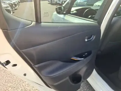 Photo 18 Nissan Leaf  Electrique 40kWh
