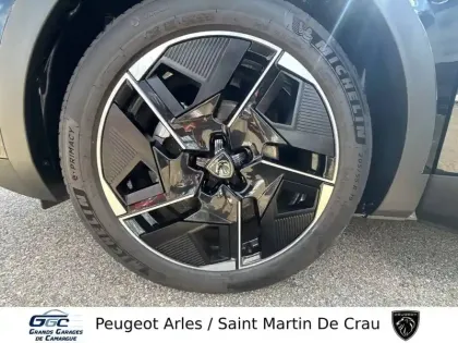 Photo 13 Peugeot 408  Hybrid 145 e-DCS6
