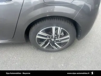 Photo 10 Peugeot 208  PureTech 100 S&S BVM6