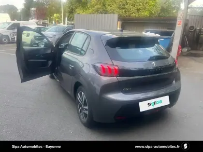 Photo 22 Peugeot 208  PureTech 100 S&S BVM6