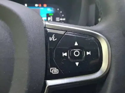 Photo 27 Volvo XC60  T6 AWD Hybride rechargeable 253 ch+145 ch Geartronic 8