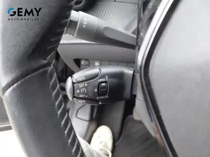 Photo 14 Peugeot 208  PureTech 100 S&S BVM6