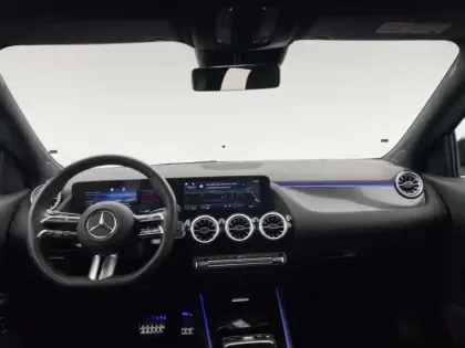 Photo 30 Mercedes GLA  250 e Hybrid EQ 8G-DCT