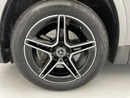 Photo 17 Mercedes GLA  250 e Hybrid EQ 8G-DCT