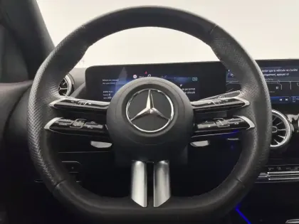 Photo 22 Mercedes GLA  250 e Hybrid EQ 8G-DCT