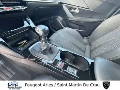 Photo 24 Peugeot 208  PureTech 100 S&S BVM6