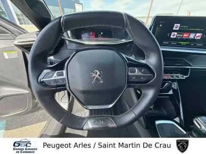 Photo 15 Peugeot 208  PureTech 100 S&S BVM6
