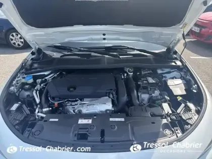 Photo 6 Peugeot 308  PHEV 180 e-EAT8 Allure
