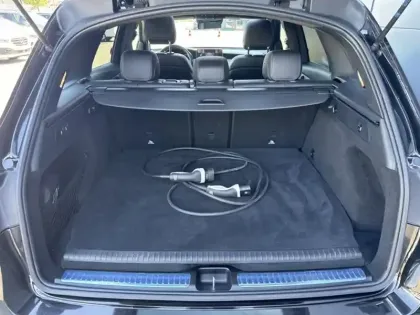 Photo 9 Mercedes GLC  300de 4MATIC SUV AMG Line