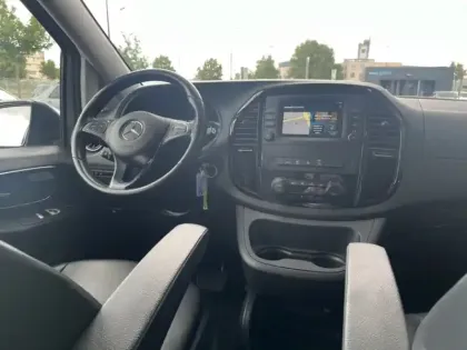 Photo 6 Mercedes Classe T 119 CDI / 4x4 / Compact / BVA 