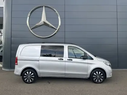 Photo 5 Mercedes Classe T 119 CDI / 4x4 / Compact / BVA 