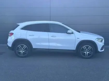 Photo 5 Mercedes GLA 250 e Progressive Line