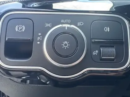 Photo 17 Mercedes Classe A 250 e Hybrid EQ AMG Line