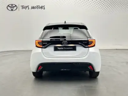 Photo 20 Toyota Yaris Hybride 130h Première
